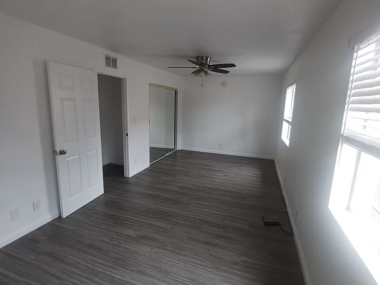 1626 Palo Alto St — Photo 4