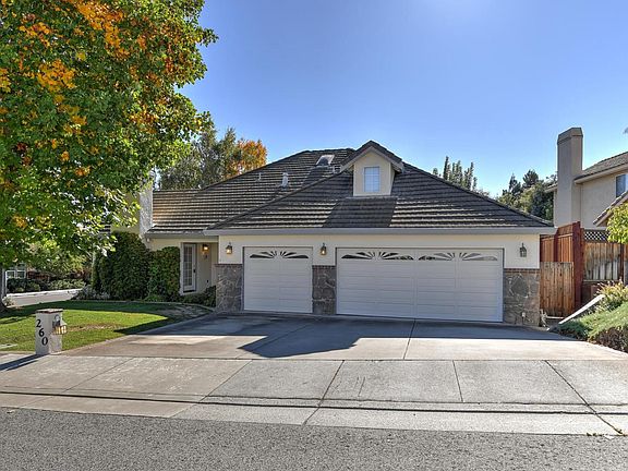 2nd image of 260 Oak Grove Ct