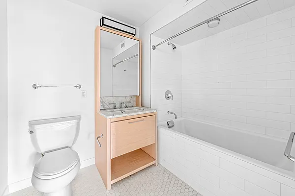 Rented by City Connections Realty | media 23