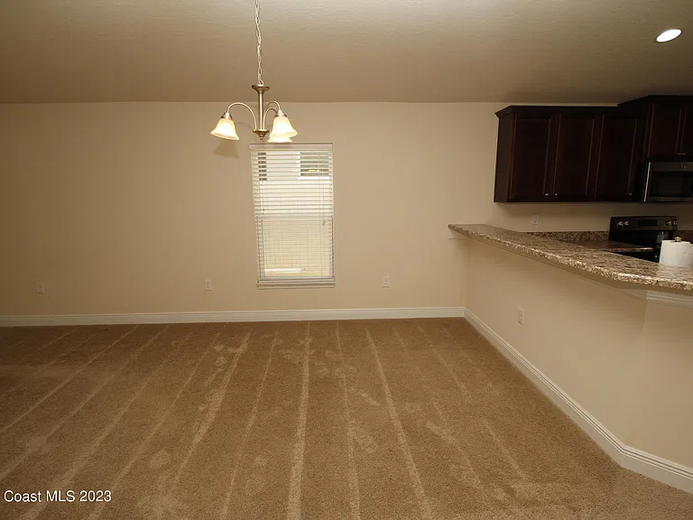 1034 Breakaway Trl — Photo 9