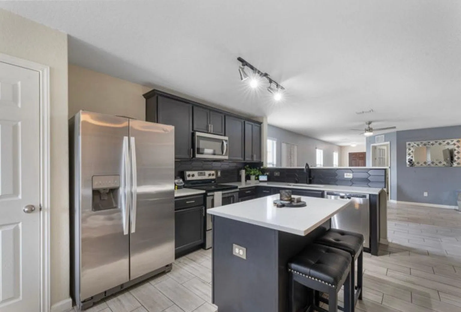 3 bed, 1513 sqft, $1,850 — Photo 4