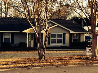 1801 Calcutta Dr, Opelika, AL 36801