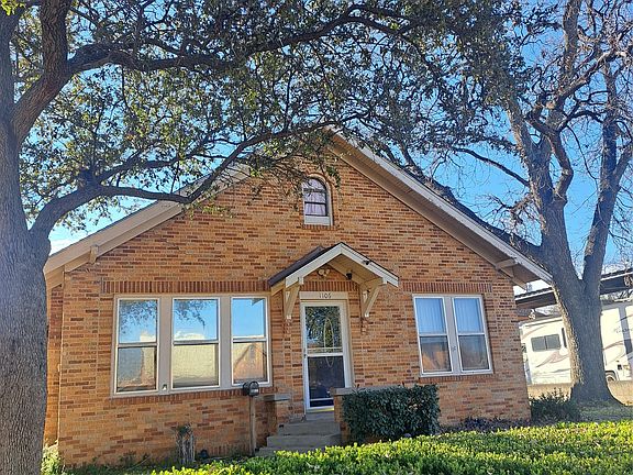 2nd image of 1106 Silas St