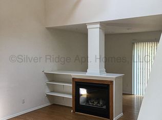 1201 S Water St APT B, Silverton, OR 97381