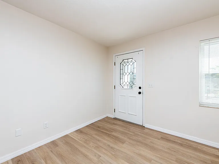 3500 N Honeylocust Dr — Photo 7