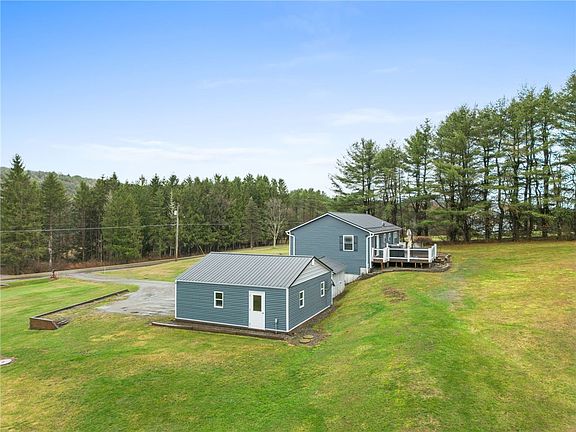 5th image of 663 Halsey Valley Rd