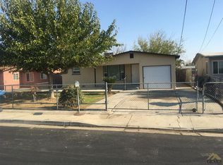 2036 Patton St, Delano, CA 93215