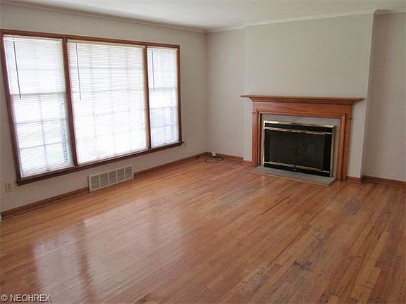5th image of 16580 Elderdale Dr