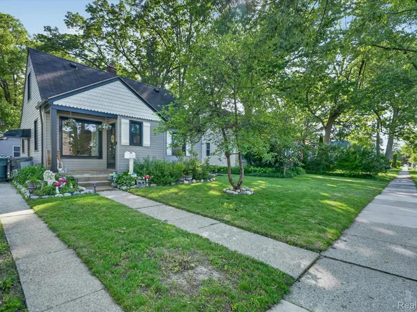 22729 Cleveland St, Dearborn, MI 48124
