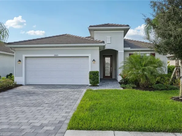 2445 Orchard St, Naples, FL 34120