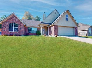 459 Cross Dr, Haughton, LA 71037