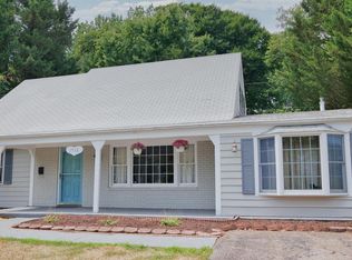 1518 Perrell Ln, Bowie, MD 20716
