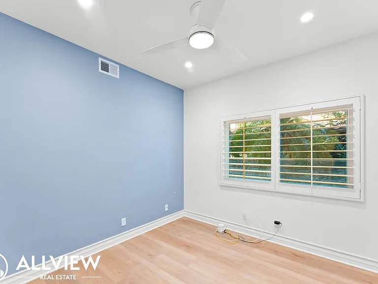 15 Summitcrest — Photo 26