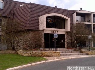 4575 W 80th Street Cir APT 131, Minneapolis, MN 55437
