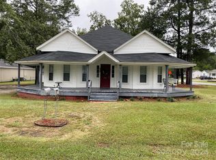 117 N Hickory St, Pageland, SC 29728