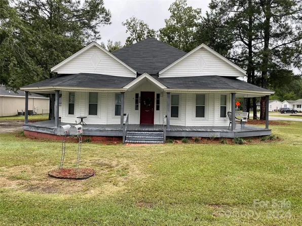 117 N Hickory St, Pageland, SC 29728