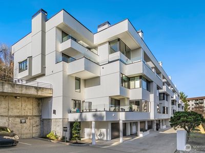 2410 Aurora Avenue N #106, Seattle, WA, 98109
