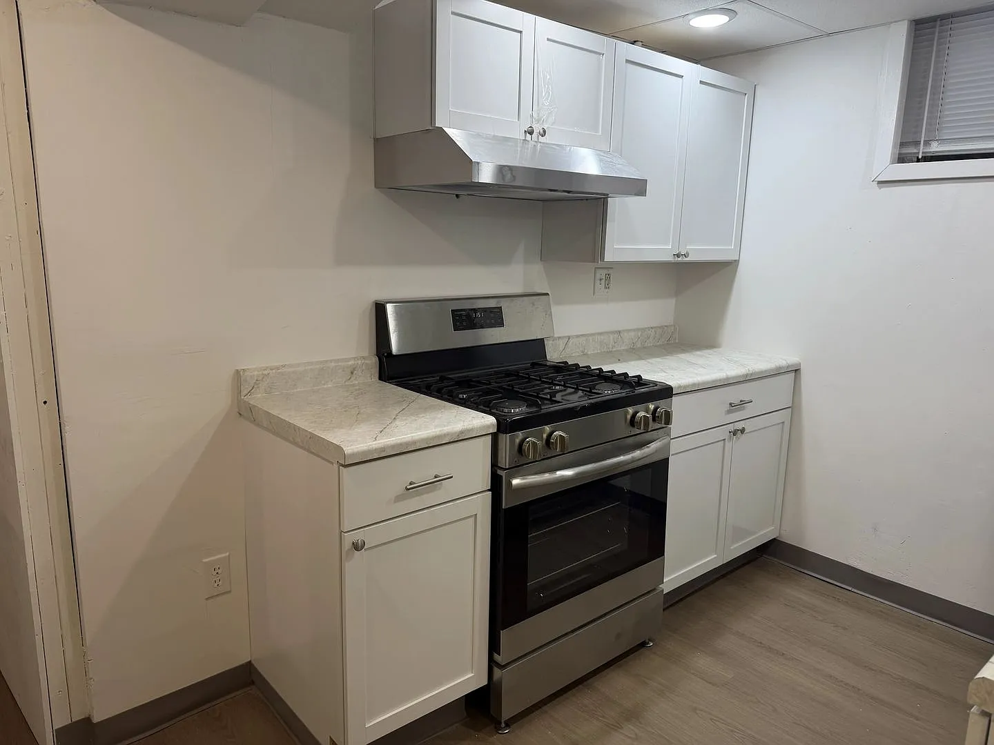 226 S Lucas St. — Photo 2