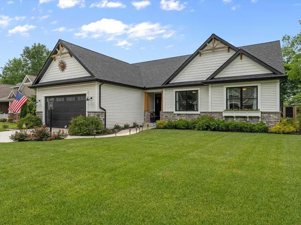 53719 Terre Verde Hills Ct, South Bend, IN 46628