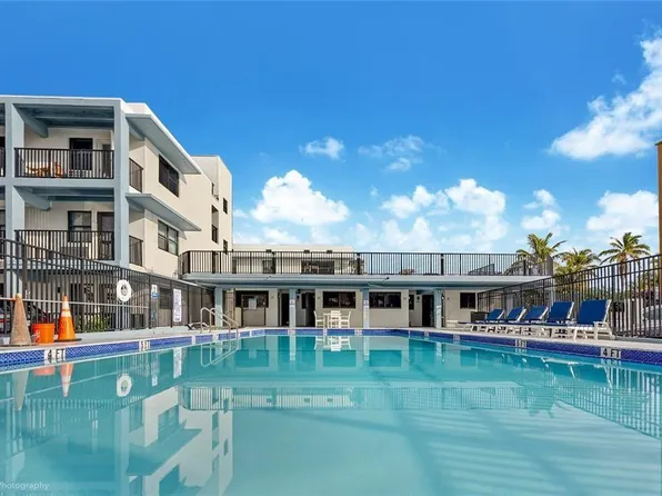 321 Wilson Street #5D, Hollywood, FL 33019