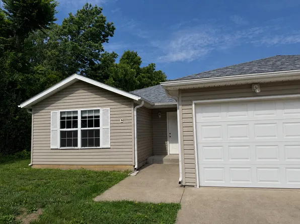 2064 W 5th St #C, Webb City, MO 64870