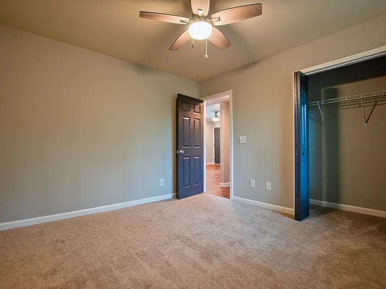 2145 Bolton RD NW — Photo 11