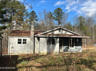 1600 Paint Rock Rd, Oneida, TN 37841