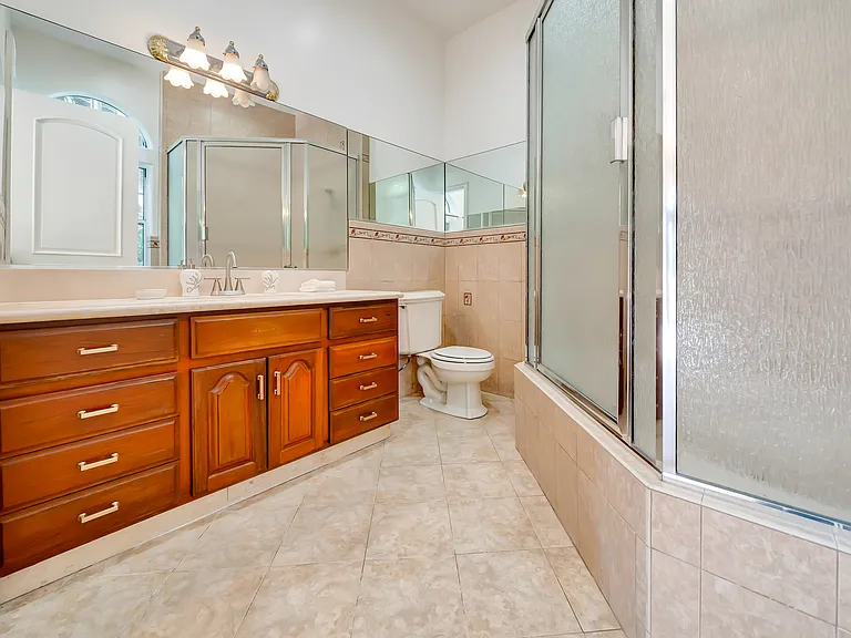 7735 Wilbur Ave — Photo 74