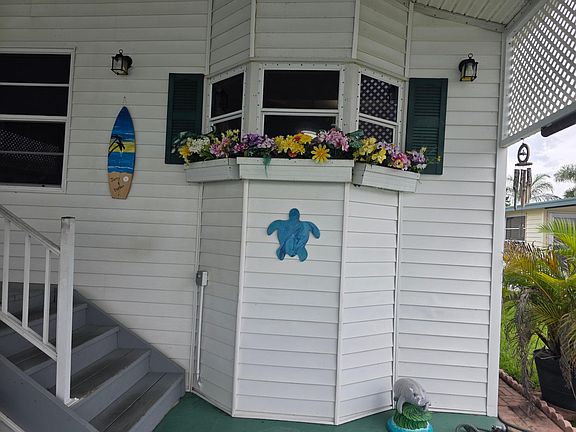 4th image of 5354 SE 64TH Terrace