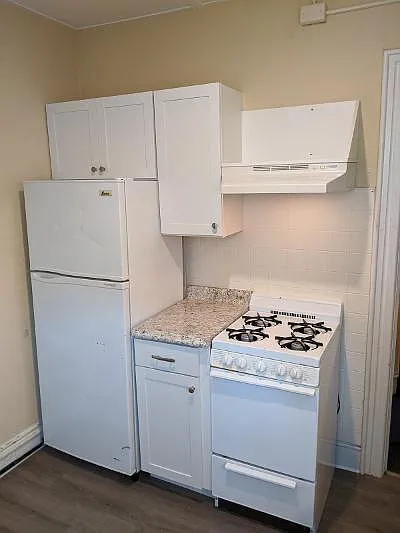 50 Isham St #3 — Photo 7