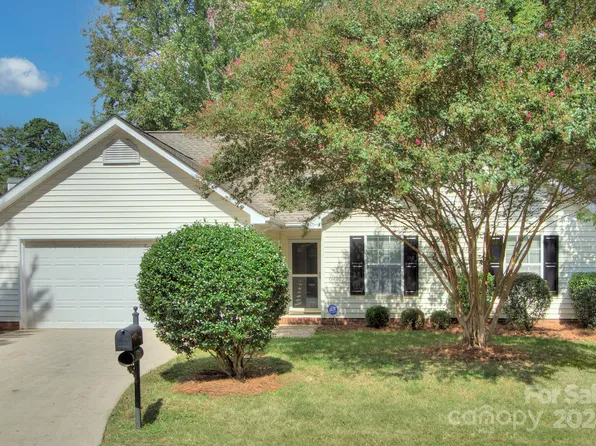 6015 Ridge Point Ct, Charlotte, NC 28212