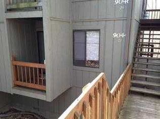 9044 S Pointe Ridge Ln, Bloomington, IN 47401