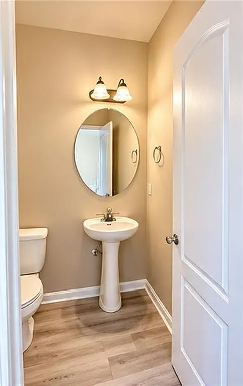 4 bed, 2.5 bath, 3207 sqft, $3,200 — Photo 3