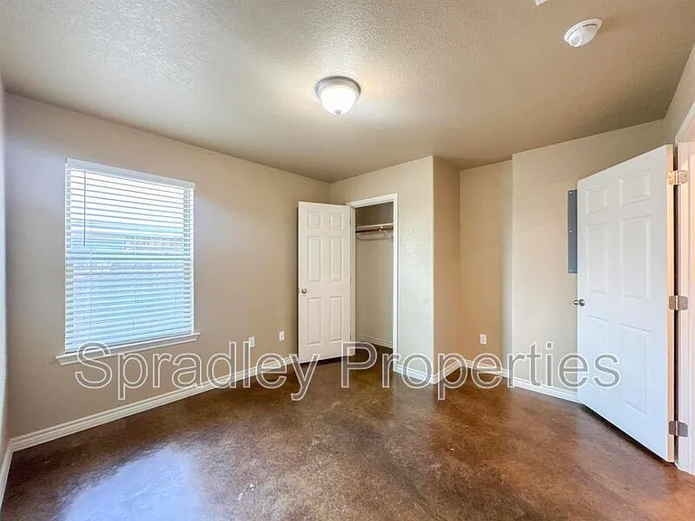 1562 Vani Ct — Photo 6