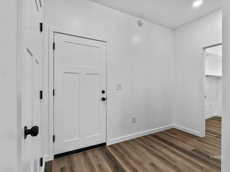 2926 W Eagle Dr — Photo 22