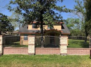 1215 Carby Rd, Houston, TX 77037