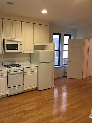 Rented by AJ Clarke | media 5