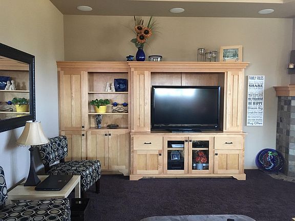 5th image of 11472 Arrowood Ln N