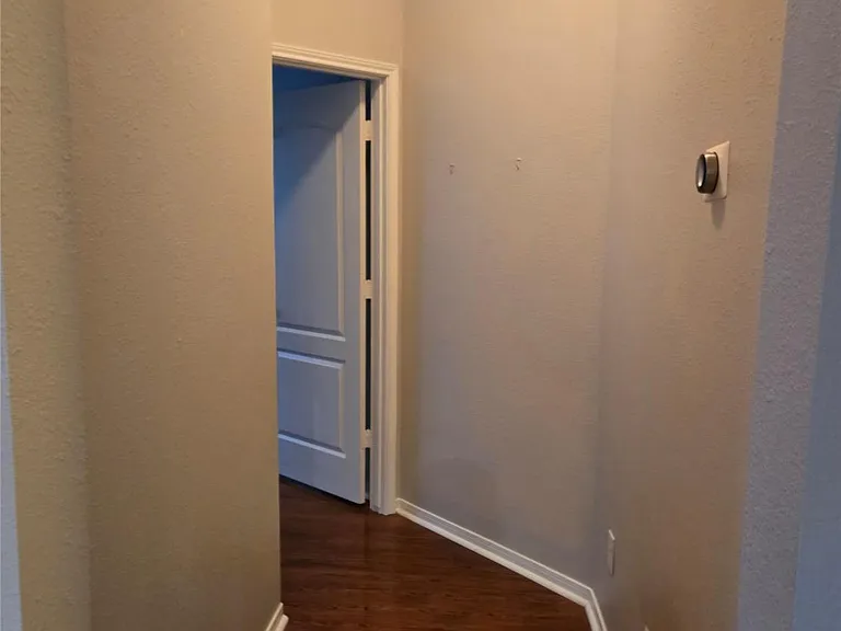 2707 Hewn Rock Way — Photo 8
