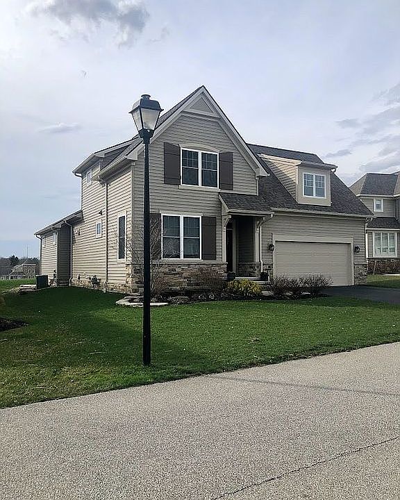 1st image of 17560 Gates Landing Dr