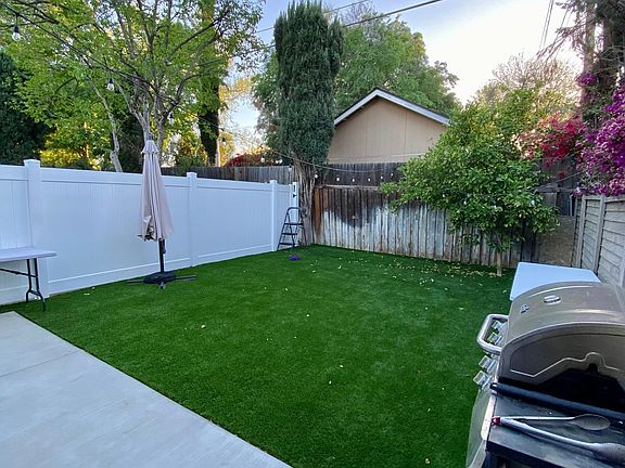 5th image of 5929 Cahill Ave