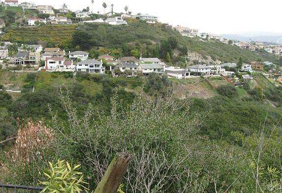 2nd image of 1207 Via La Mesa