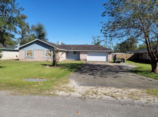 6604 Lancaster Dr, Orange, TX 77632