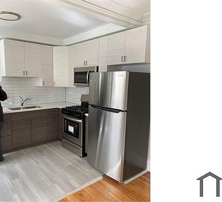 4th image of 8142 S Crandon Ave #1