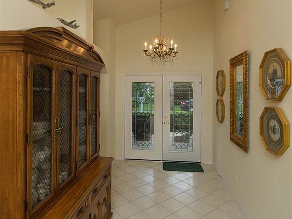5th image of 1812 Eagle Crest Dr