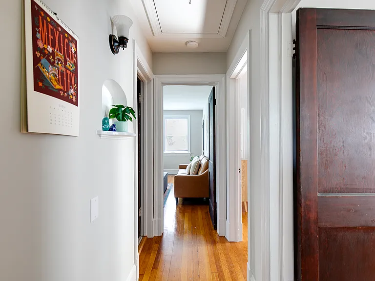 1312 Avondale Ave — Photo 38
