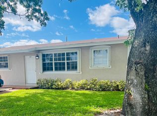 821 NE 52nd Ct, Pompano Beach, FL 33064