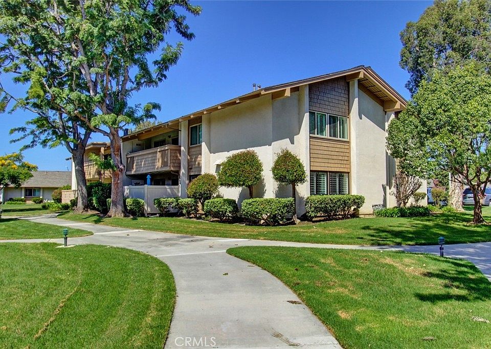 8933 Biscayne Ct UNIT 221C, Huntington Beach, CA 92646 | Zillow