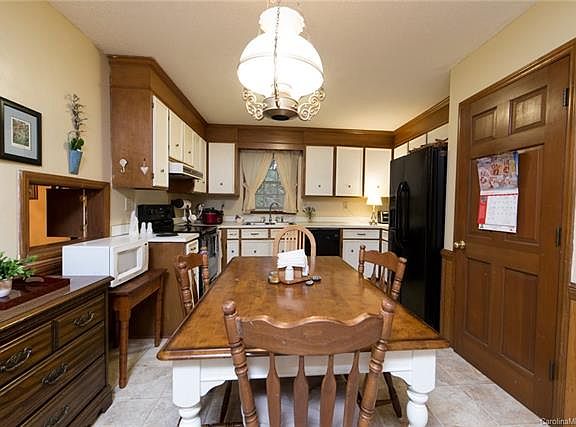 5th image of 9531 Hitchgate Dr