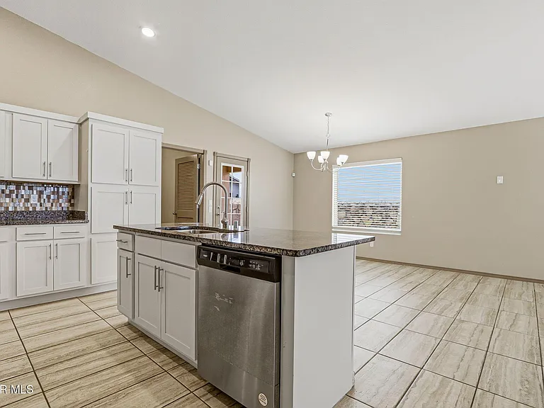 14937 Tierra Isaiah Ave — Photo 10